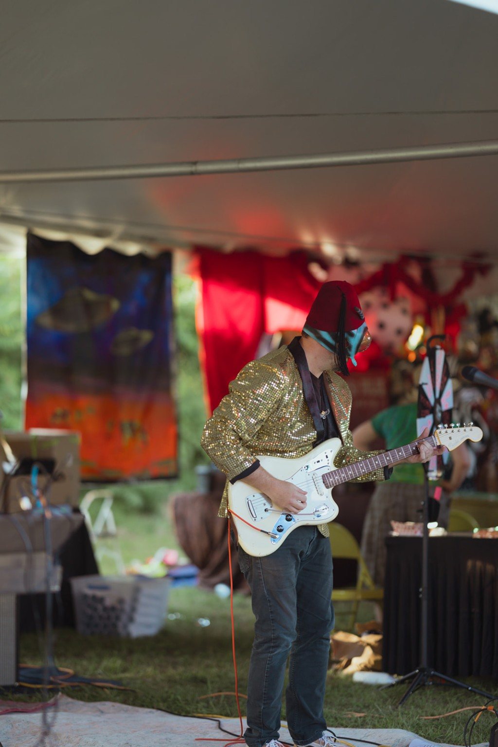 The Sci-Flies guitarist performing live